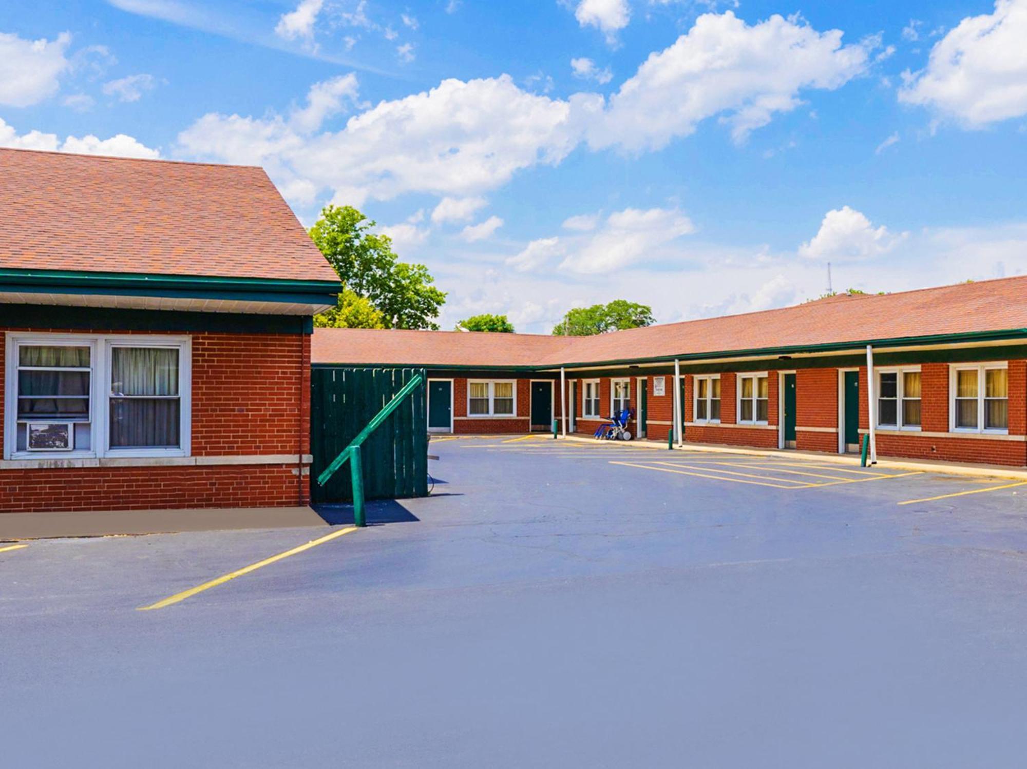 Manor Motel By Oyo Near Oak Brook Chicago Westchester Hillside Exterior foto